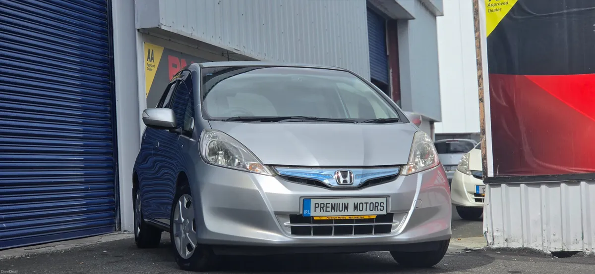 Honda Fit Hybrid Low Mileage - Image 2