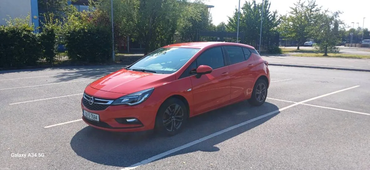 Opel Astra 1.6 CDTI 110PS NCT 09-07-2027, Taxed. - Image 2