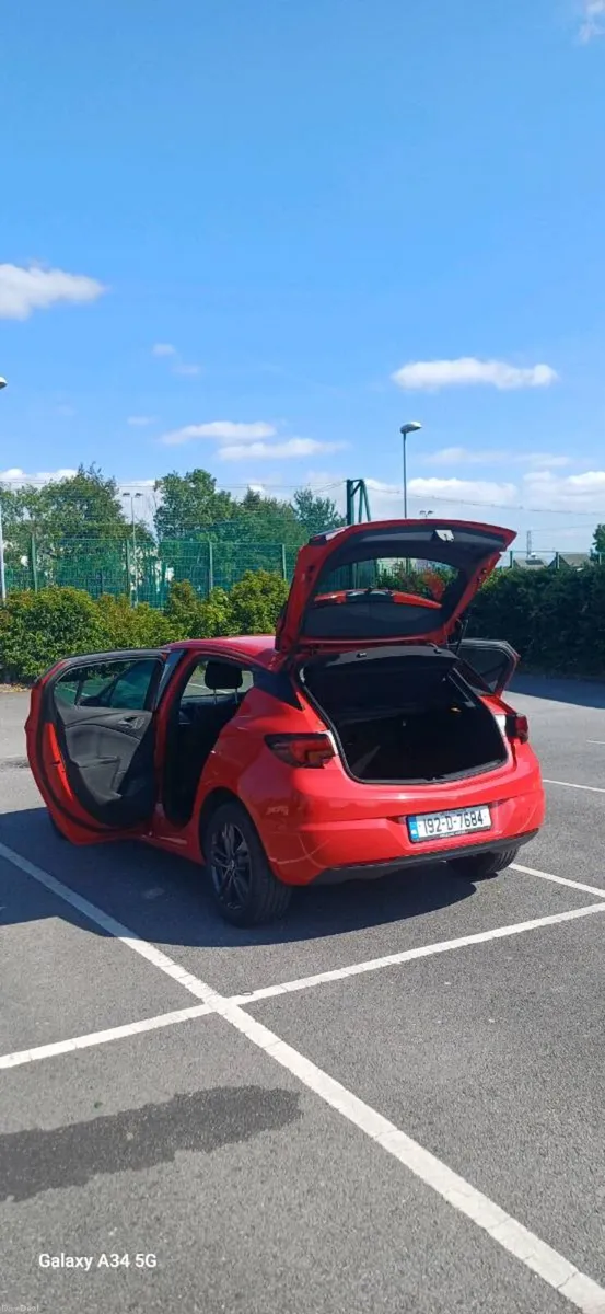 Opel Astra 1.6 CDTI 110PS NCT 09-07-2027, Taxed. - Image 4