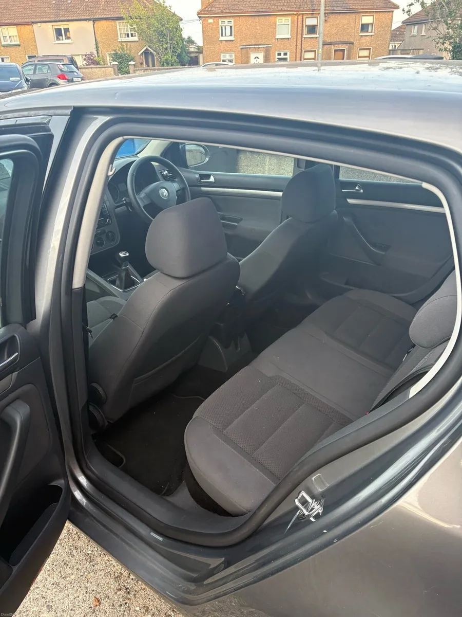Volkswagen Golf mk5 - Image 4
