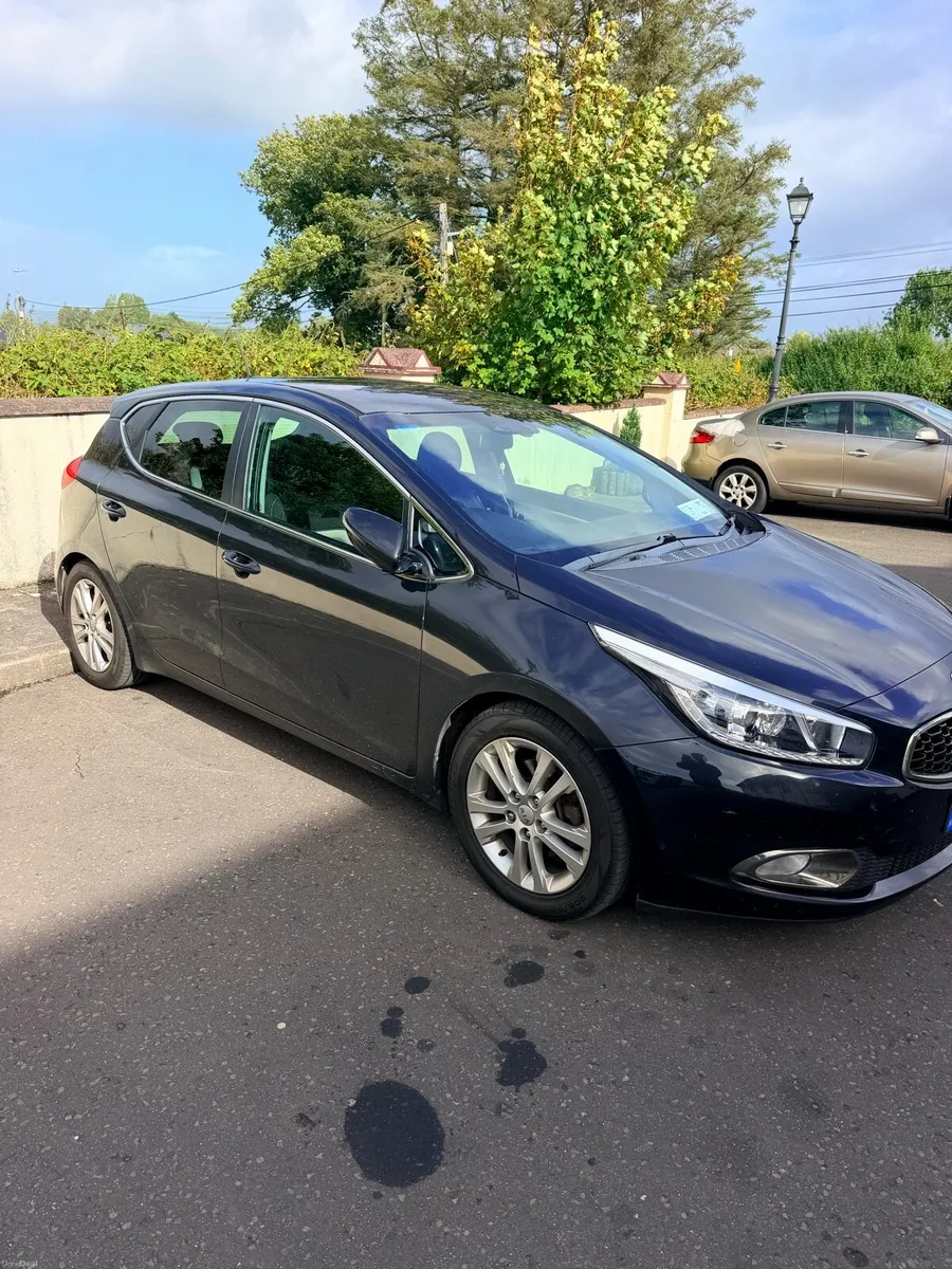 Kia Ceed 2012 1.6 diesel - Image 3