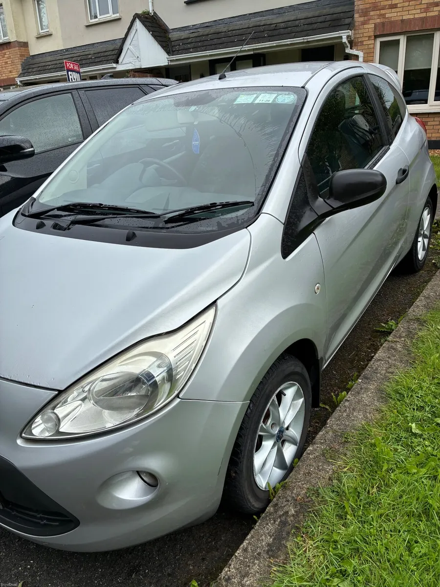 Ford KA 2010 - Image 2