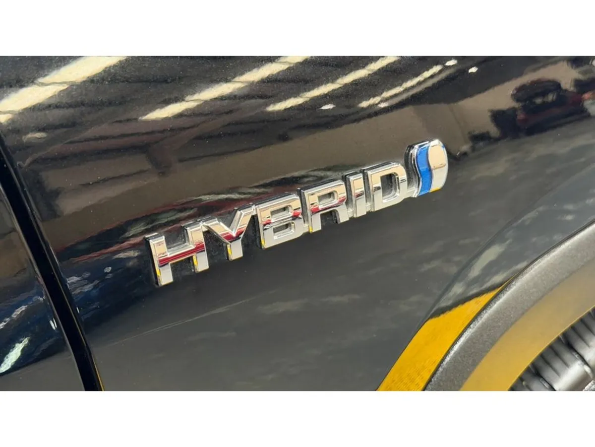 Toyota RAV4 4WD HYBRID G LEATHER - Image 5