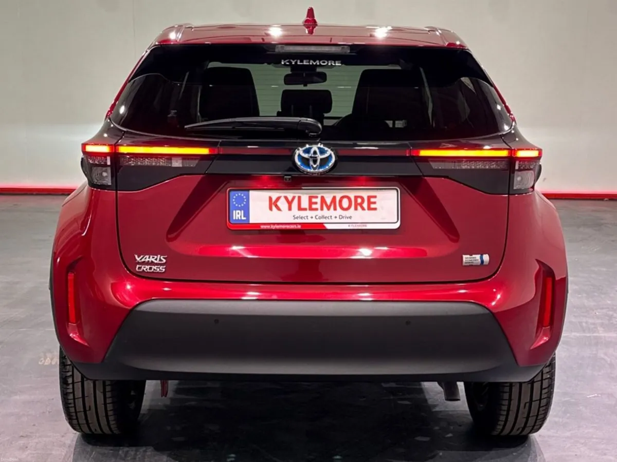Toyota Yaris Cross HYBRID 1.5L AUTOMATIC - Z MODEL - Image 4
