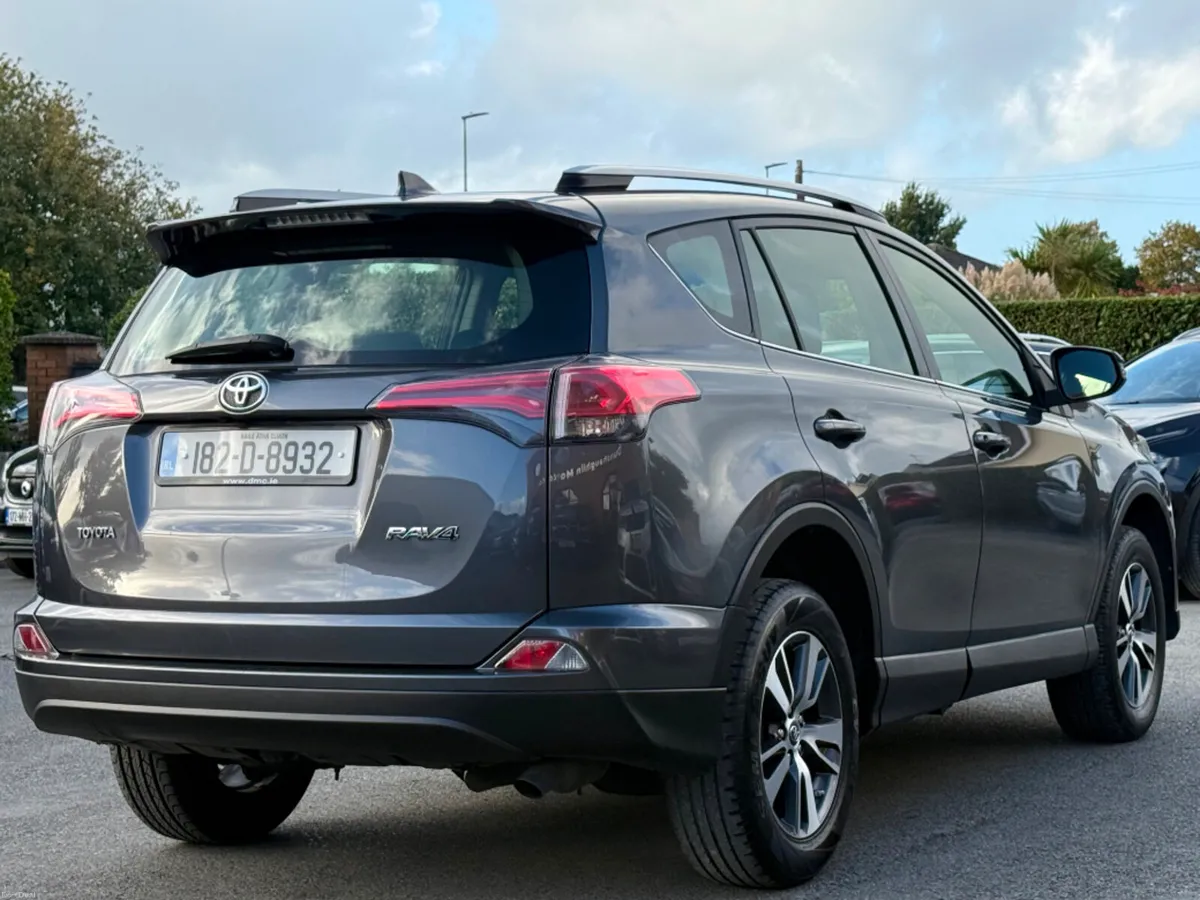 Toyota RAV4 RAV4 2.0 D4D LUNA *IRISH CAR* - Image 5