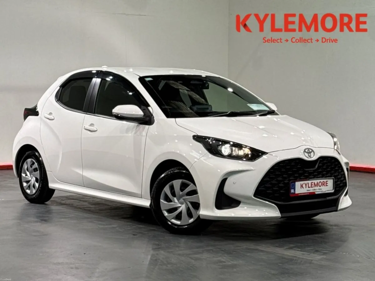Toyota Yaris HYBRID 1.5L PETROL AUTOMATIC - REVERS - Image 1