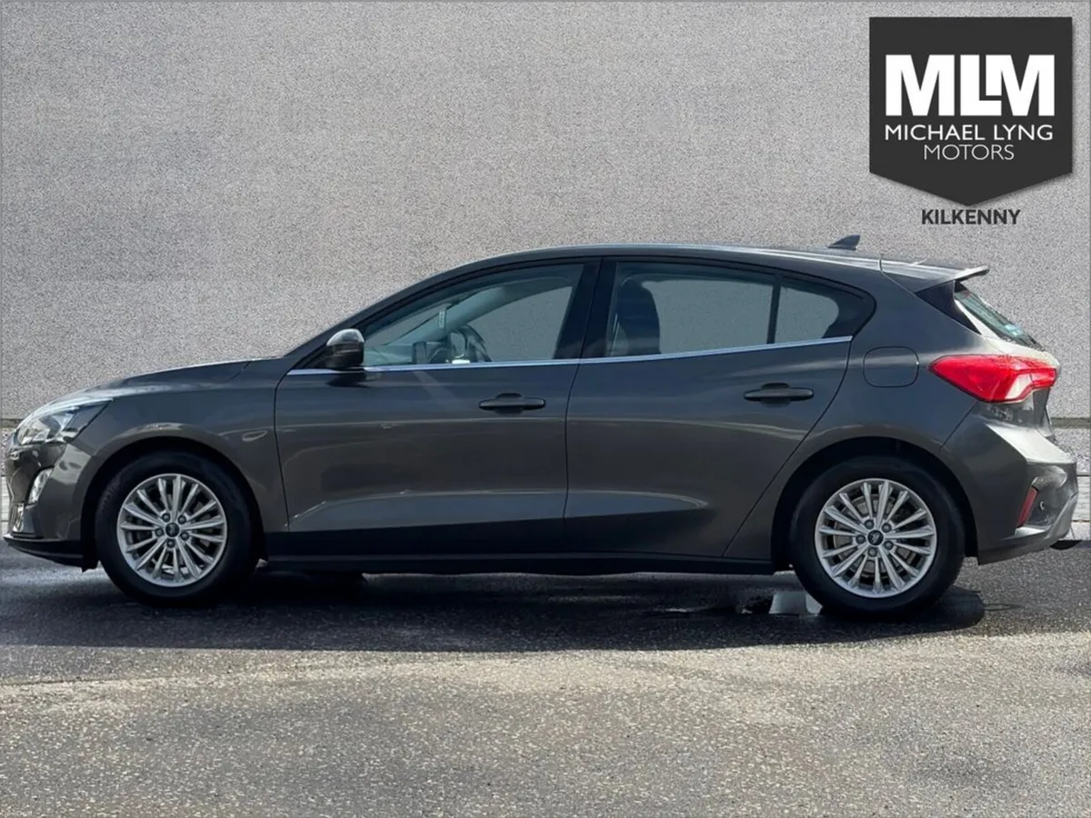 Ford Focus 1.5 TDCi 120PS Titanium - Image 5