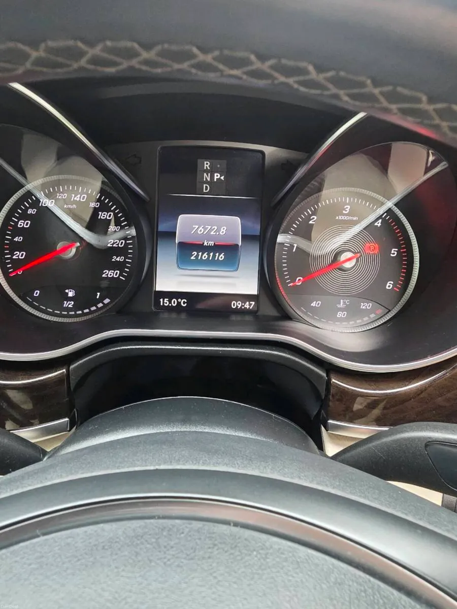 Car - Image 4