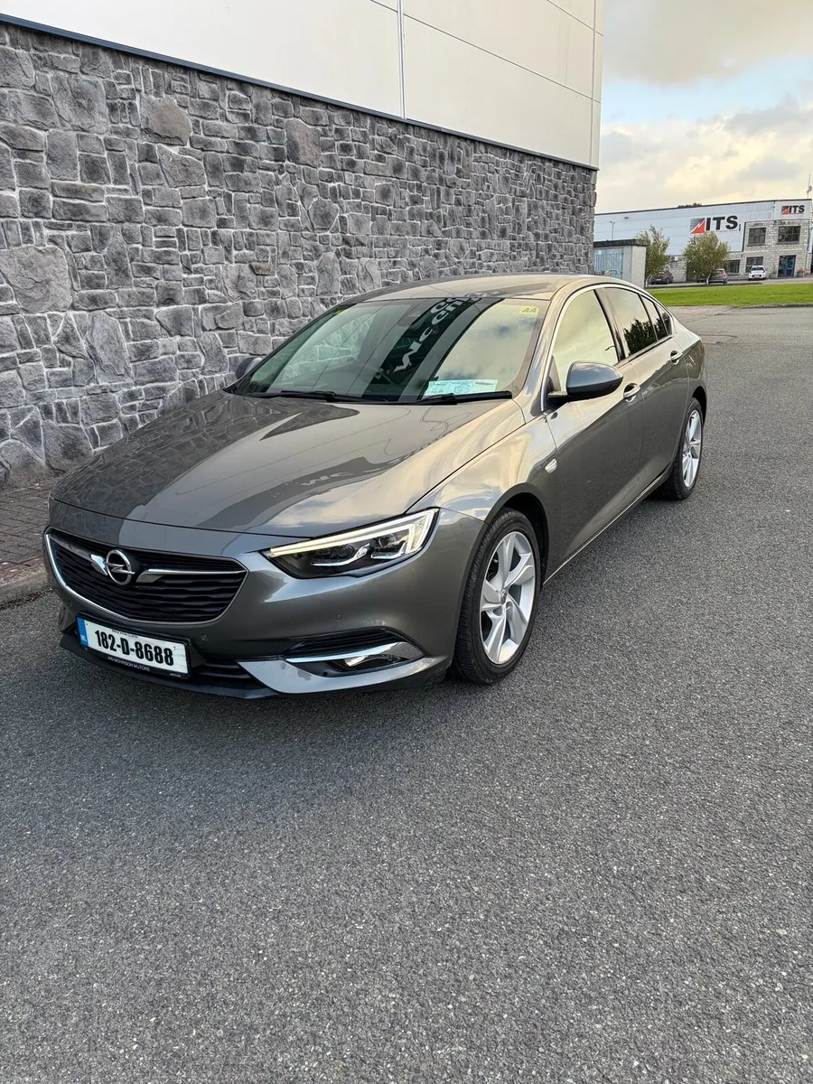 Opel insignia - Image 1