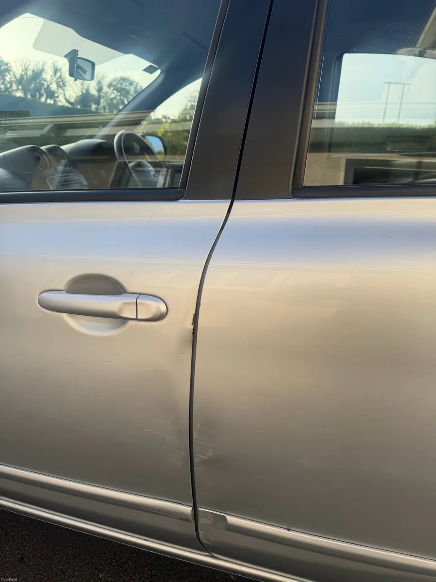 Nissan Micra 2012 - Image 4