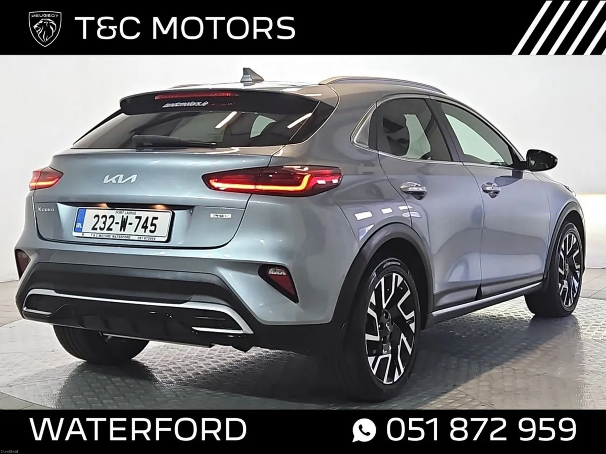 Kia XCeed *Low Mileage Plug-In Hybrid* Rear Camera - Image 3