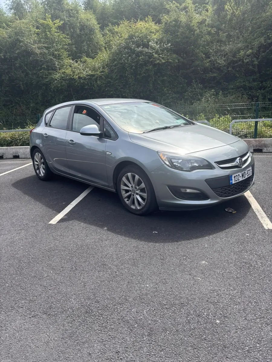 Vauxhall Astra 2013 - Image 4