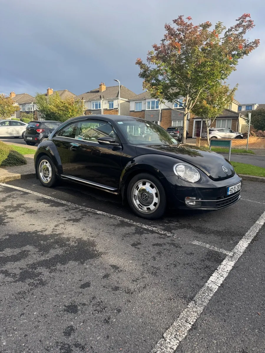 Volkswagen Beetle 2015 - Image 1