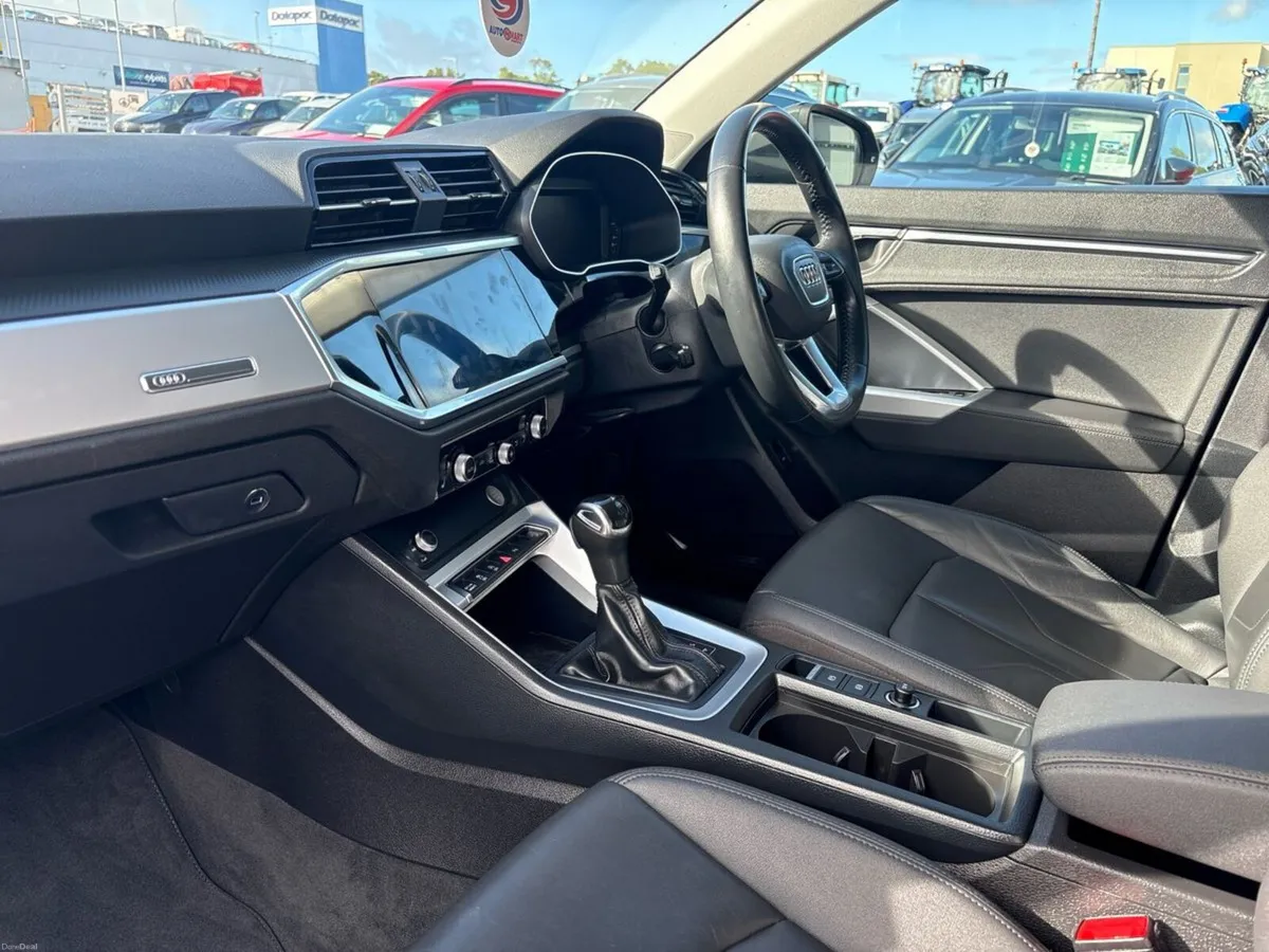 Audi Q3 35 TDI 150HP S Tronic SE - Image 2