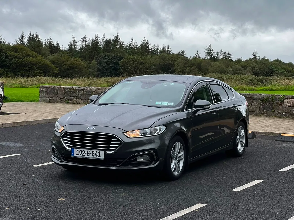 Ford Mondeo 2019 Titanium - Image 2