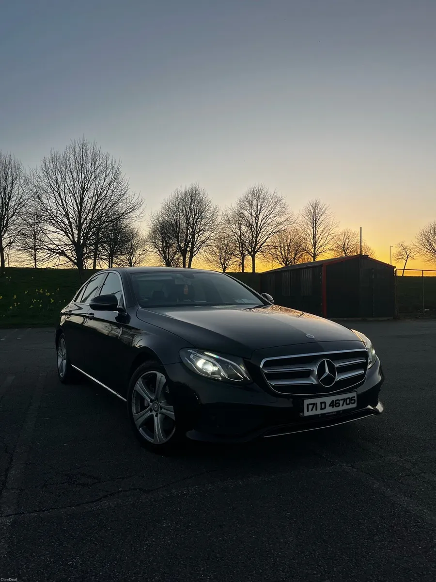 Mercedes Benz E220d - Image 2