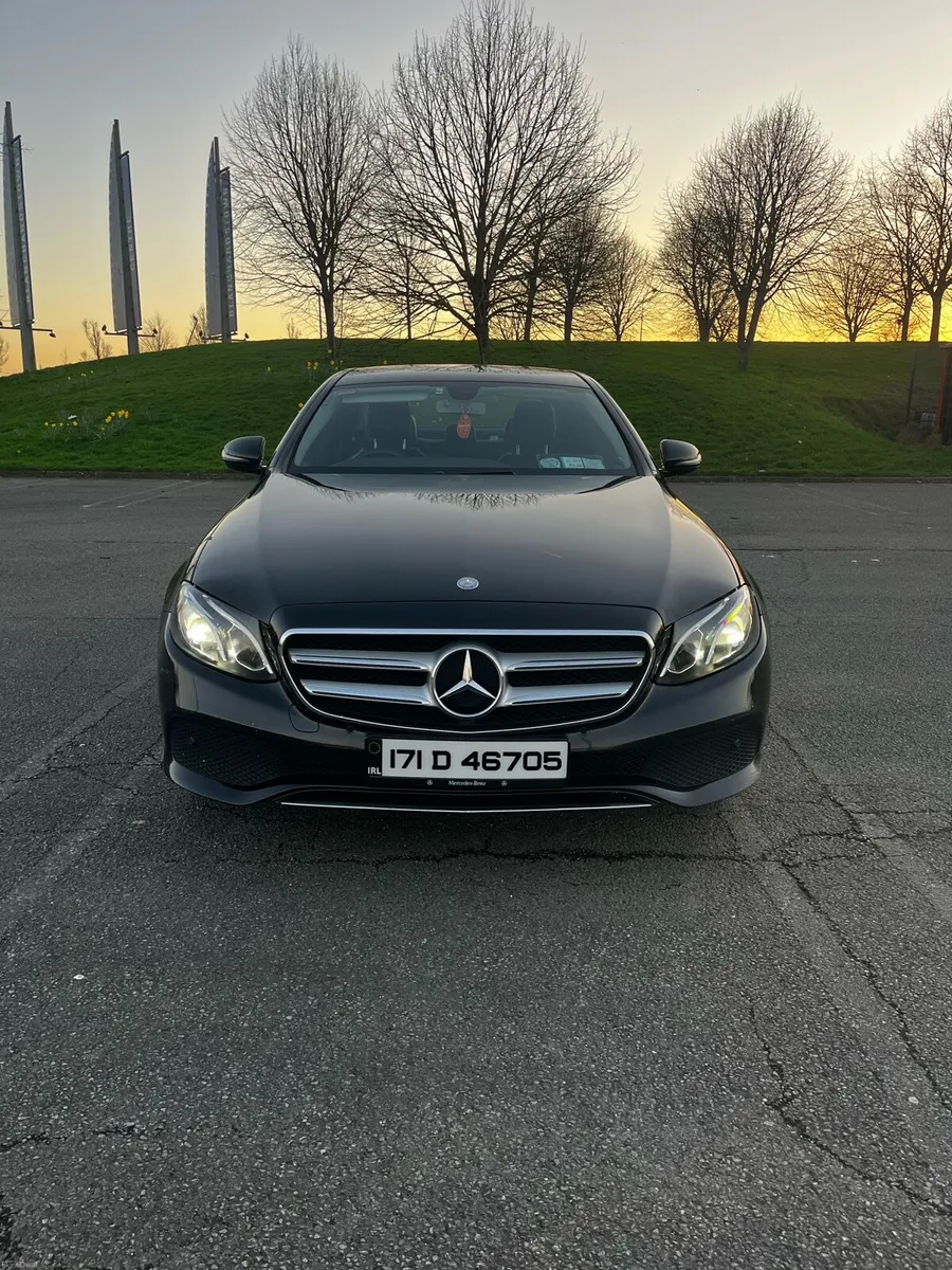 Mercedes Benz E220d - Image 3