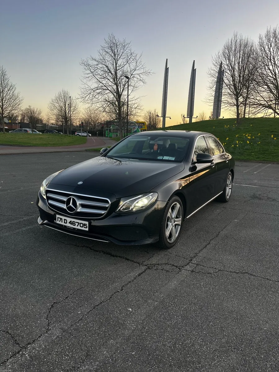 Mercedes Benz E220d - Image 4