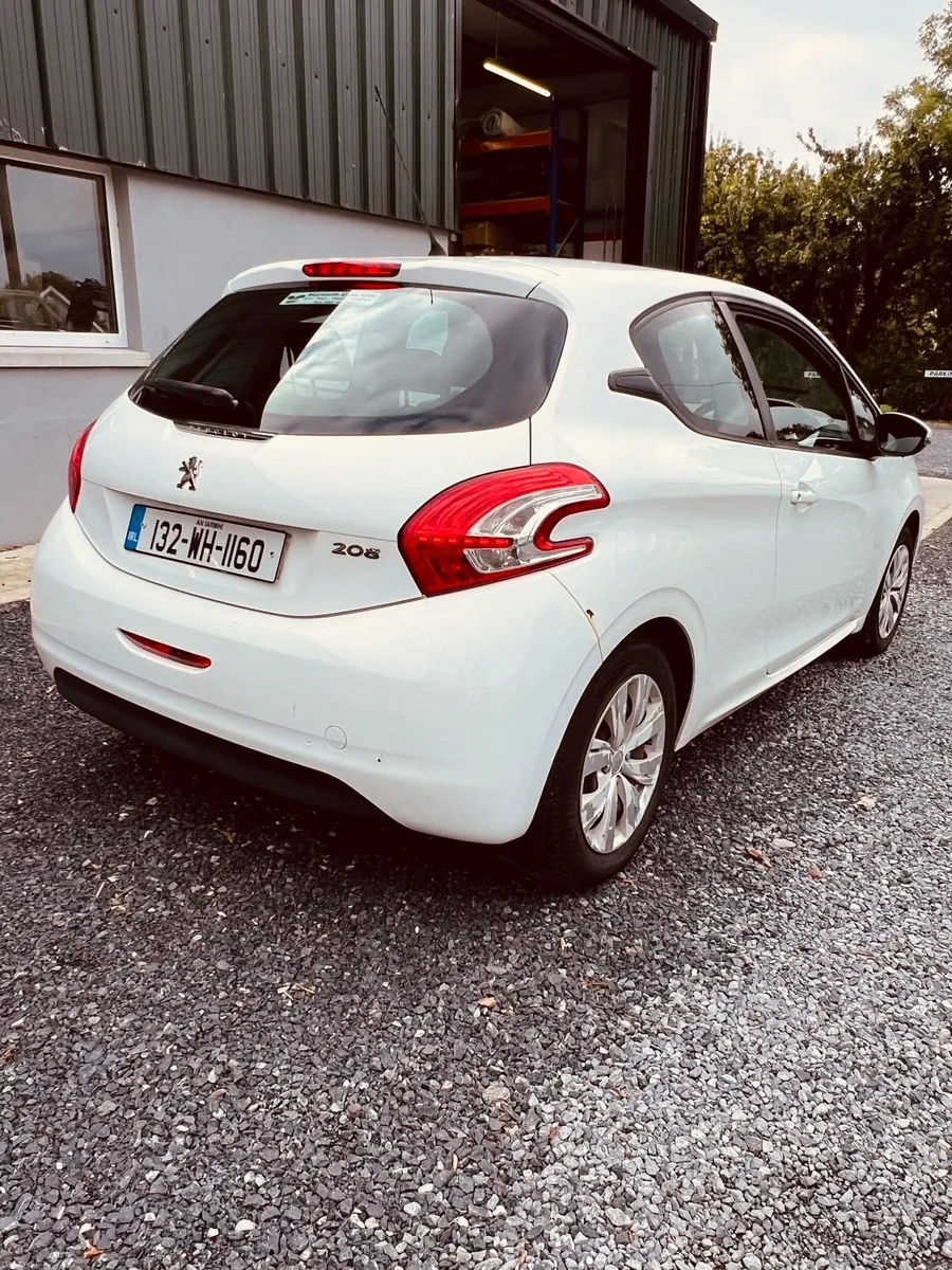 Peugeot 208 2013 - Image 3