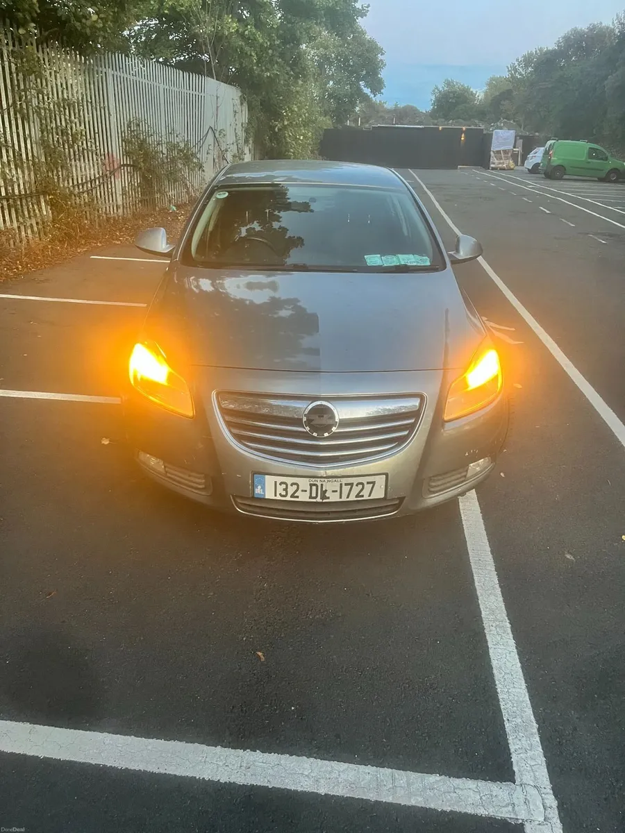 Vauxhall Insignia 2013 - Image 1
