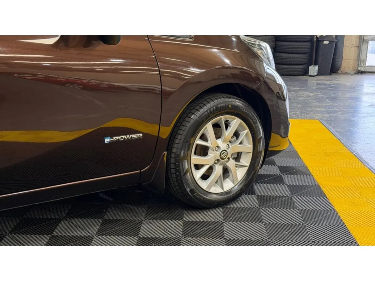 Nissan Note E-POWER MEDALIST - Image 4