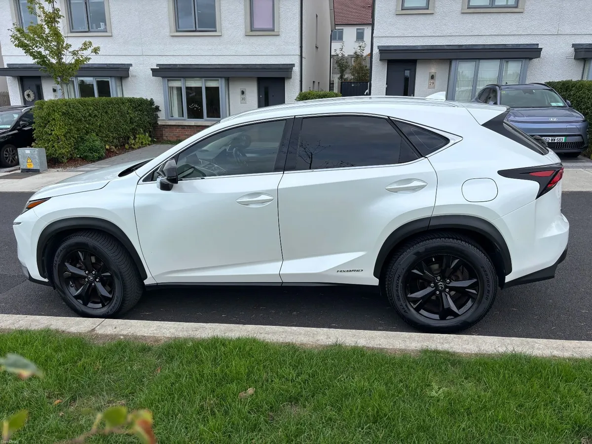Lexus NX 2017 - Image 3