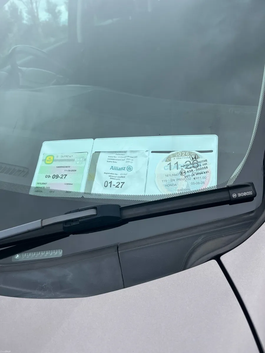 Car - Image 6