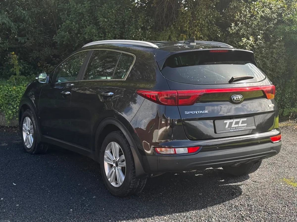Kia Sportage (Full Kia Service History) - Image 5