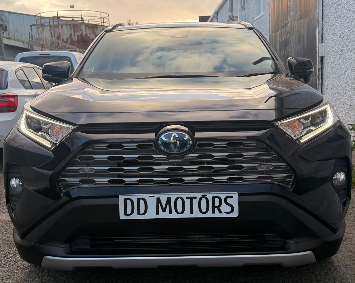 TOYOTA RAV4 2020 HYBRID TOP SPEC - Image 3