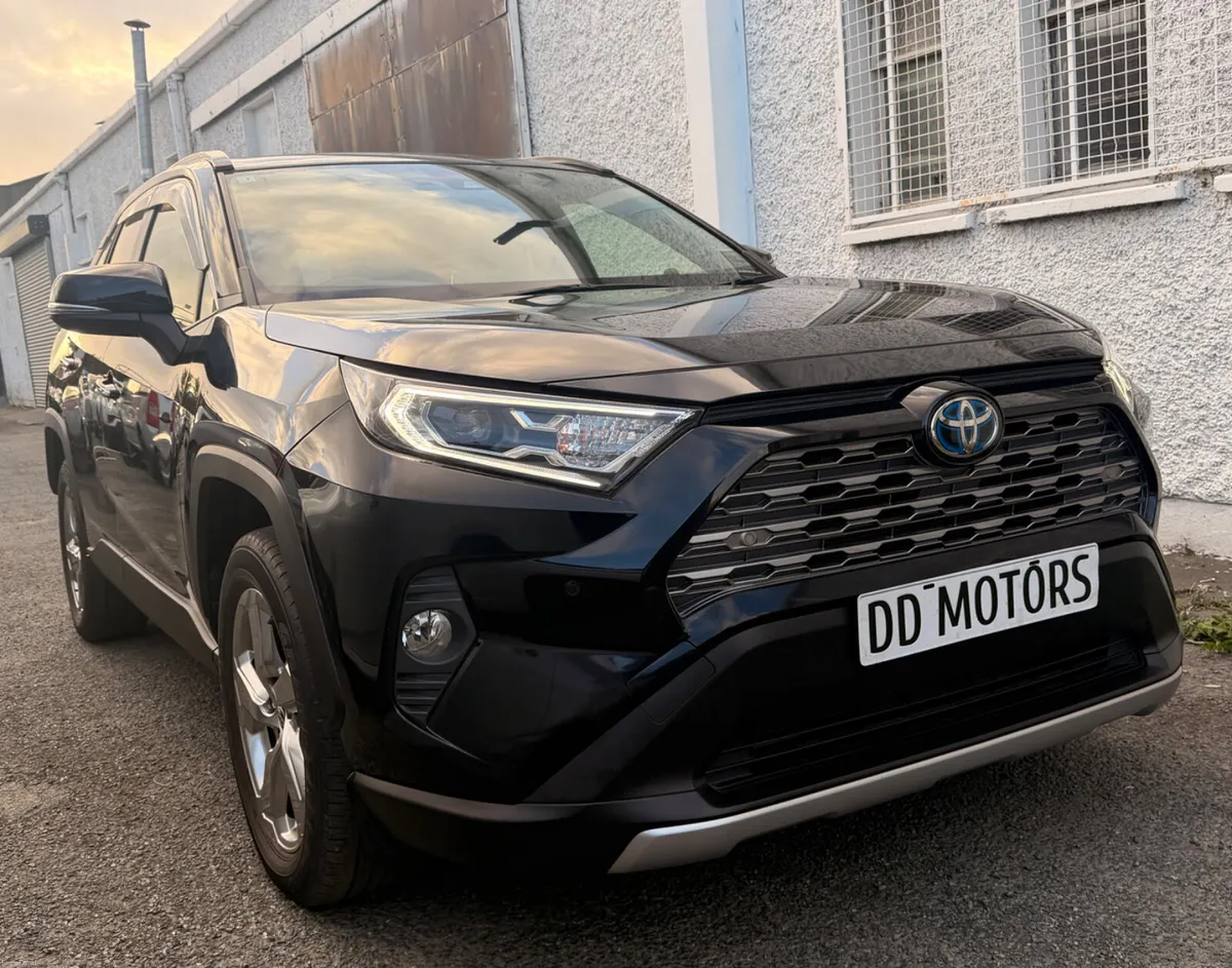 TOYOTA RAV4 2020 HYBRID TOP SPEC - Image 2