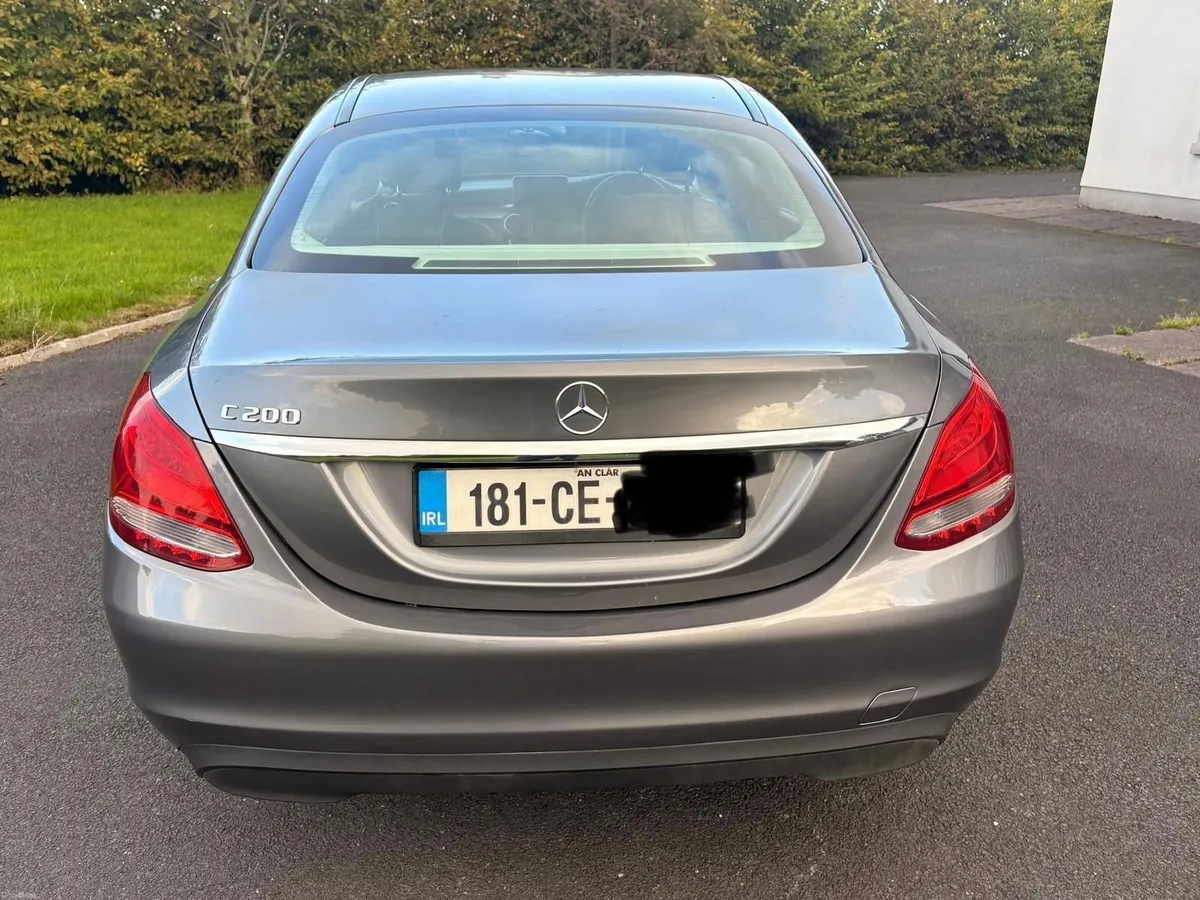 Mercedes-Benz C200 SE-2018 - Image 4