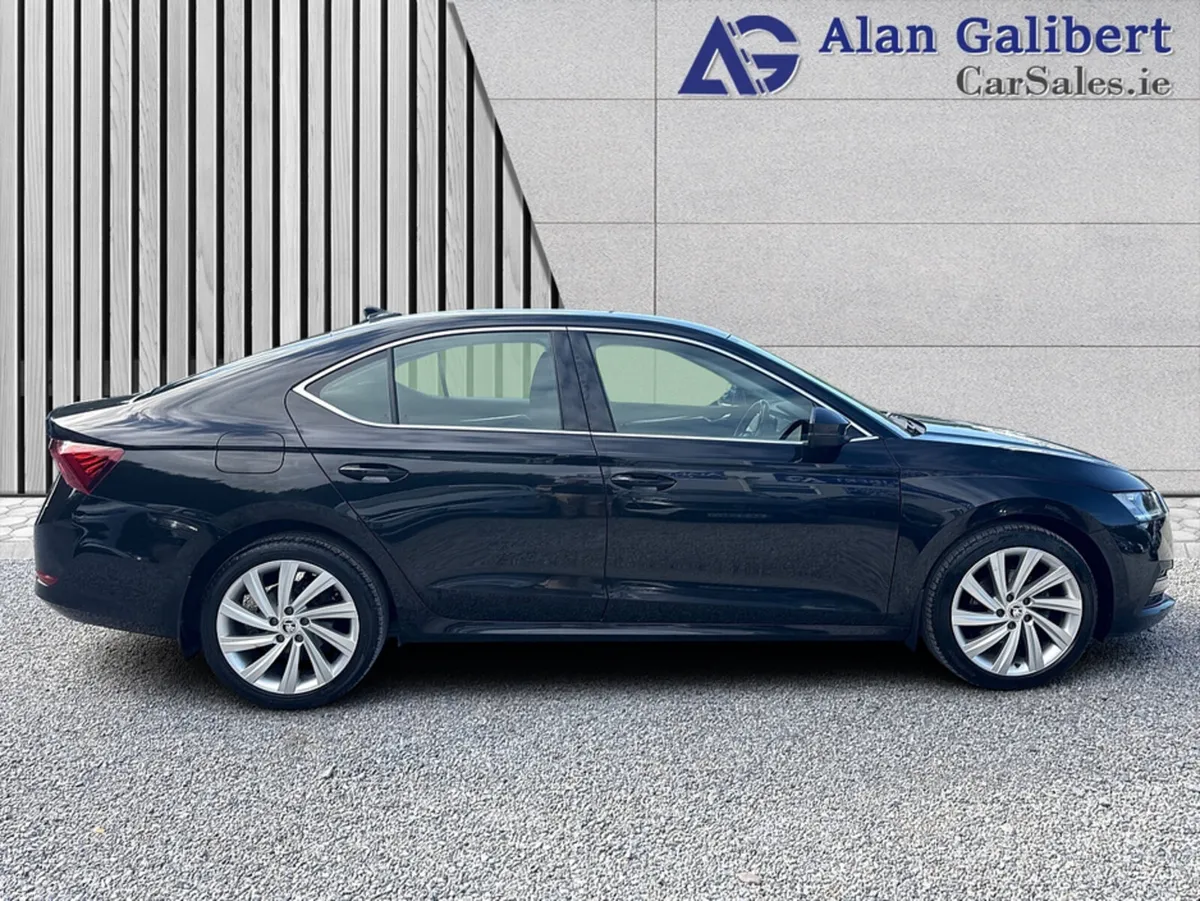Skoda Octavia STYLE 2.0 TDI  DSG  Auto - Image 3