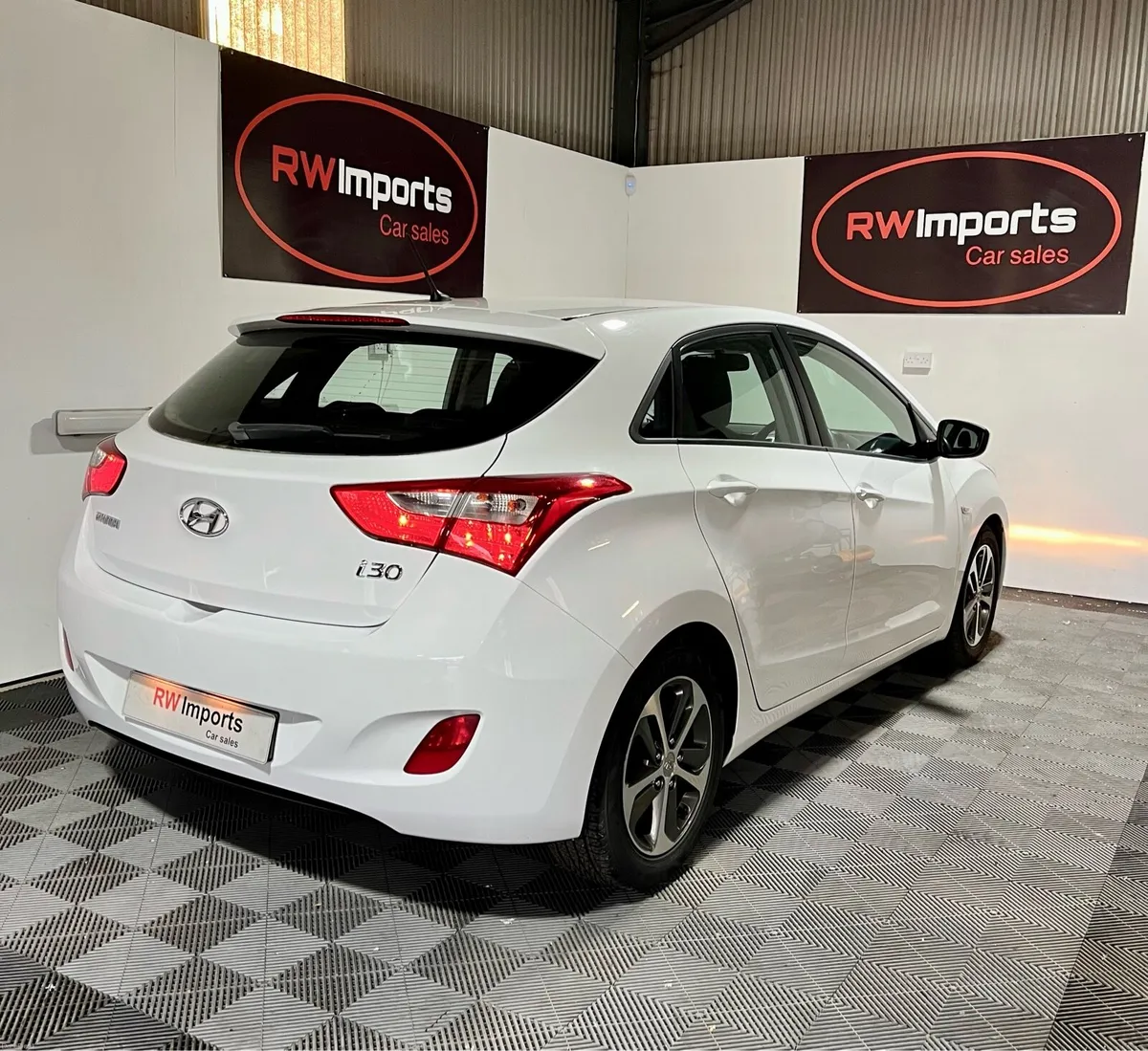 Hyundai i30 Low Milage NCT & Tax - Image 2