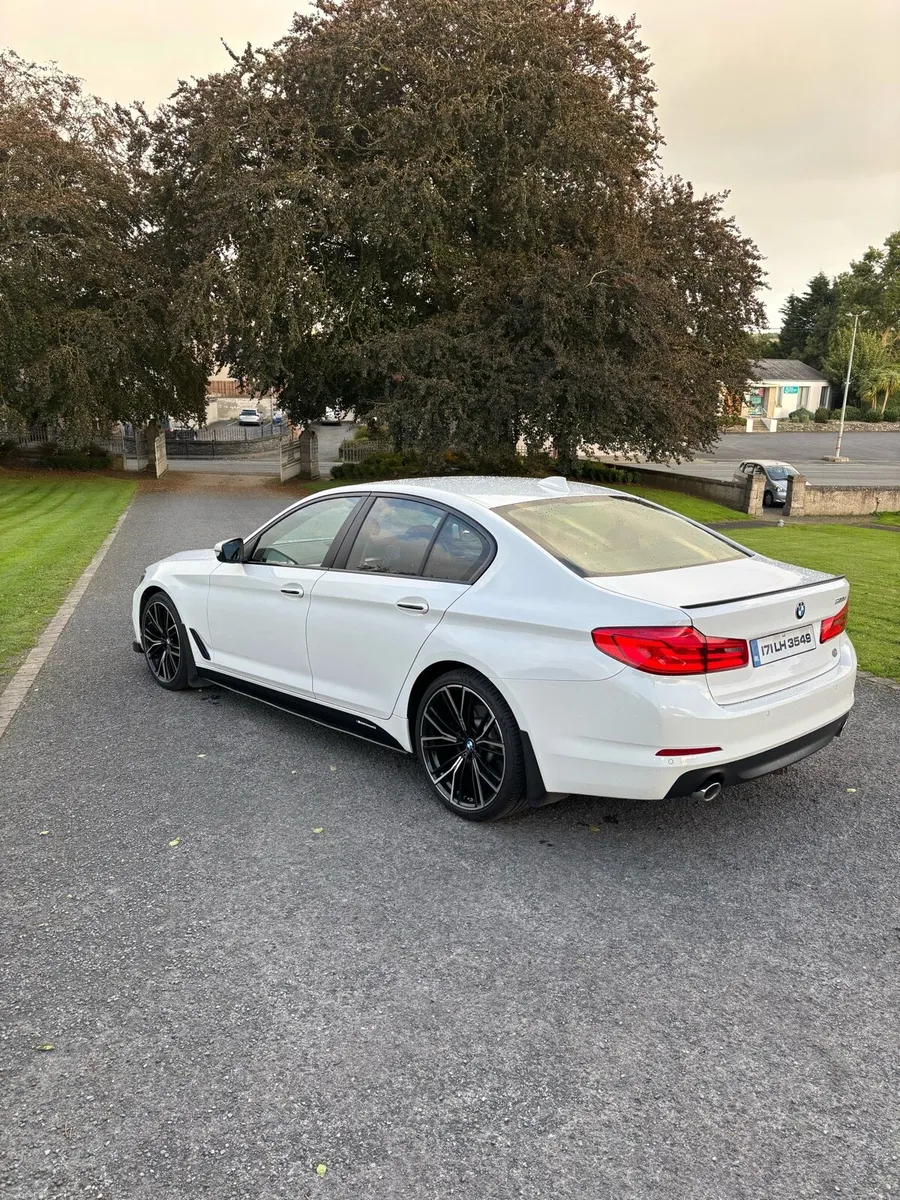 2017 BMW 520d SE Auto | 224,000km | 20” Alloys - Image 2