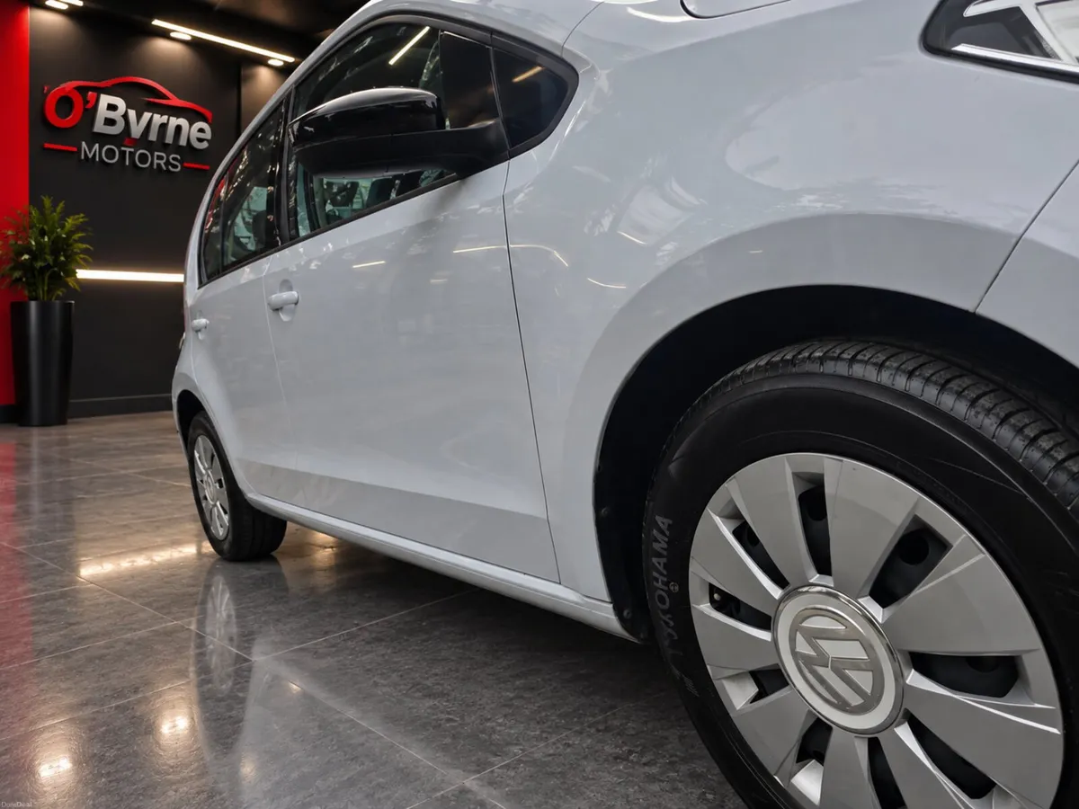 Volkswagen up! Auto - Image 5