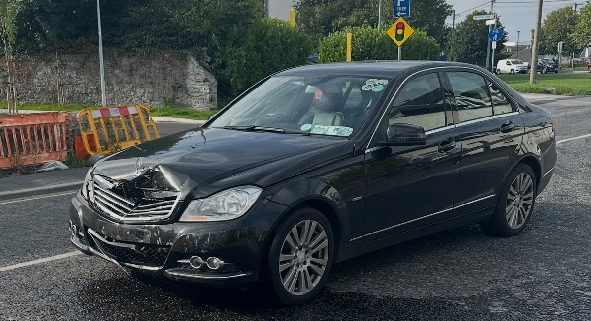 Mercedes C-Class C200 - Image 1
