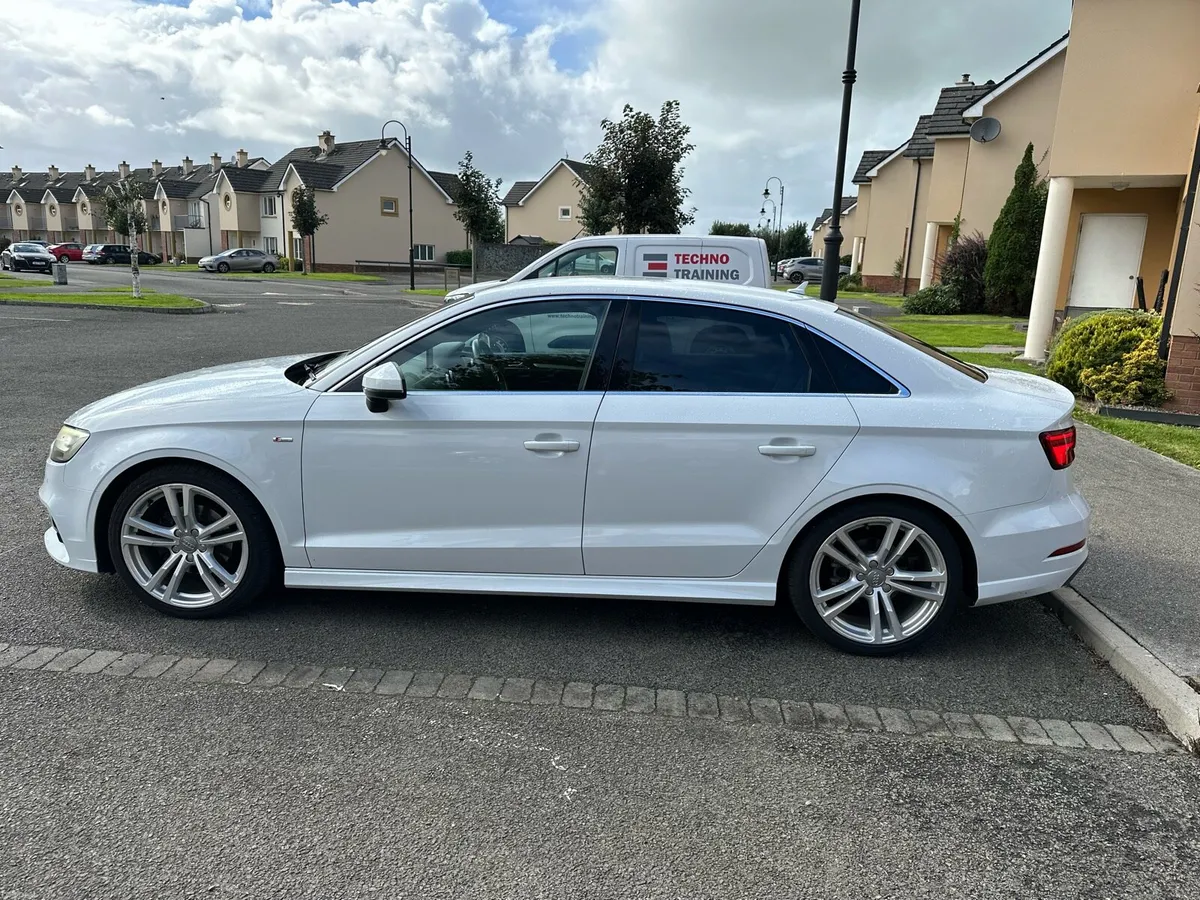 Audi A3 SALOON 1.4TFSI S-LINE AUTOMATIC - Image 6