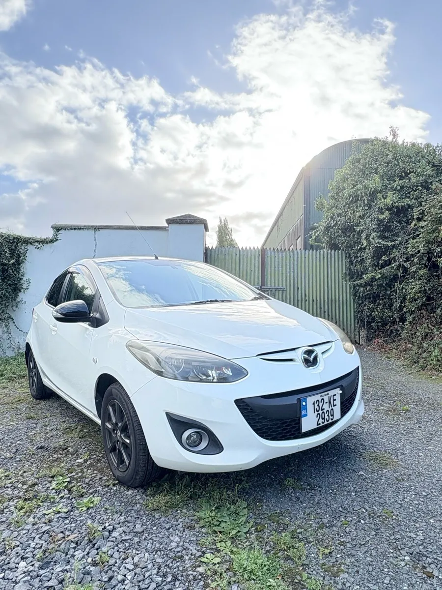 Mazda Demio 132 Automatic [Top specs] - Image 3
