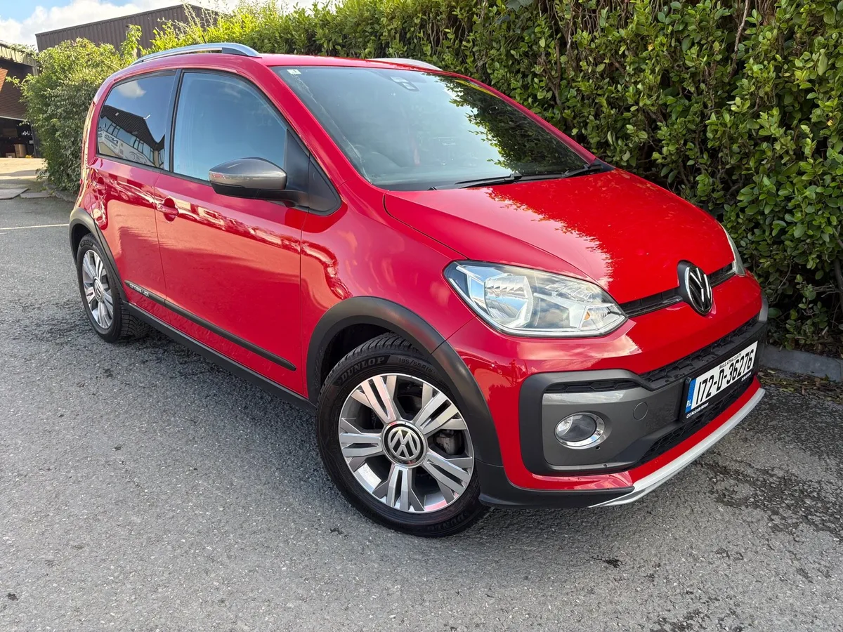 2017 Volkswagen Cross Up! 1.0 Auto Highline - Image 2
