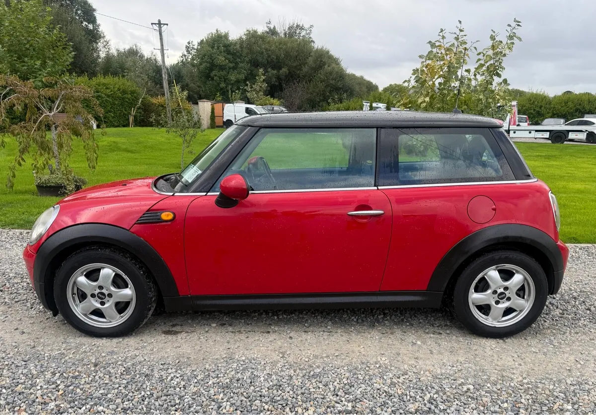 Mini Cooper - Image 3