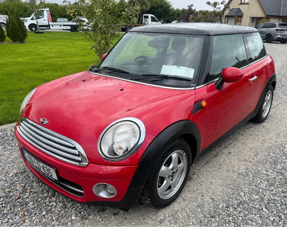Mini Cooper - Image 1