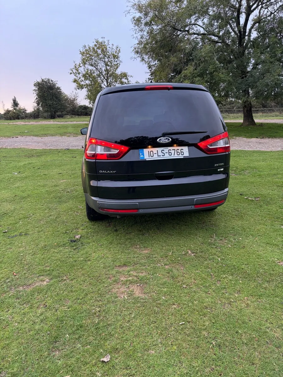 Ford Galaxy - Image 3