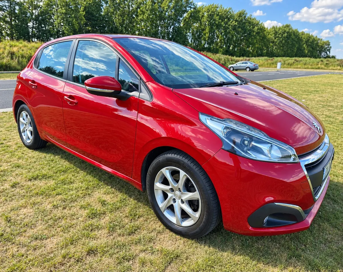ONE OWNER | HIGH SPEC ACTIVE MODEL - Image 1