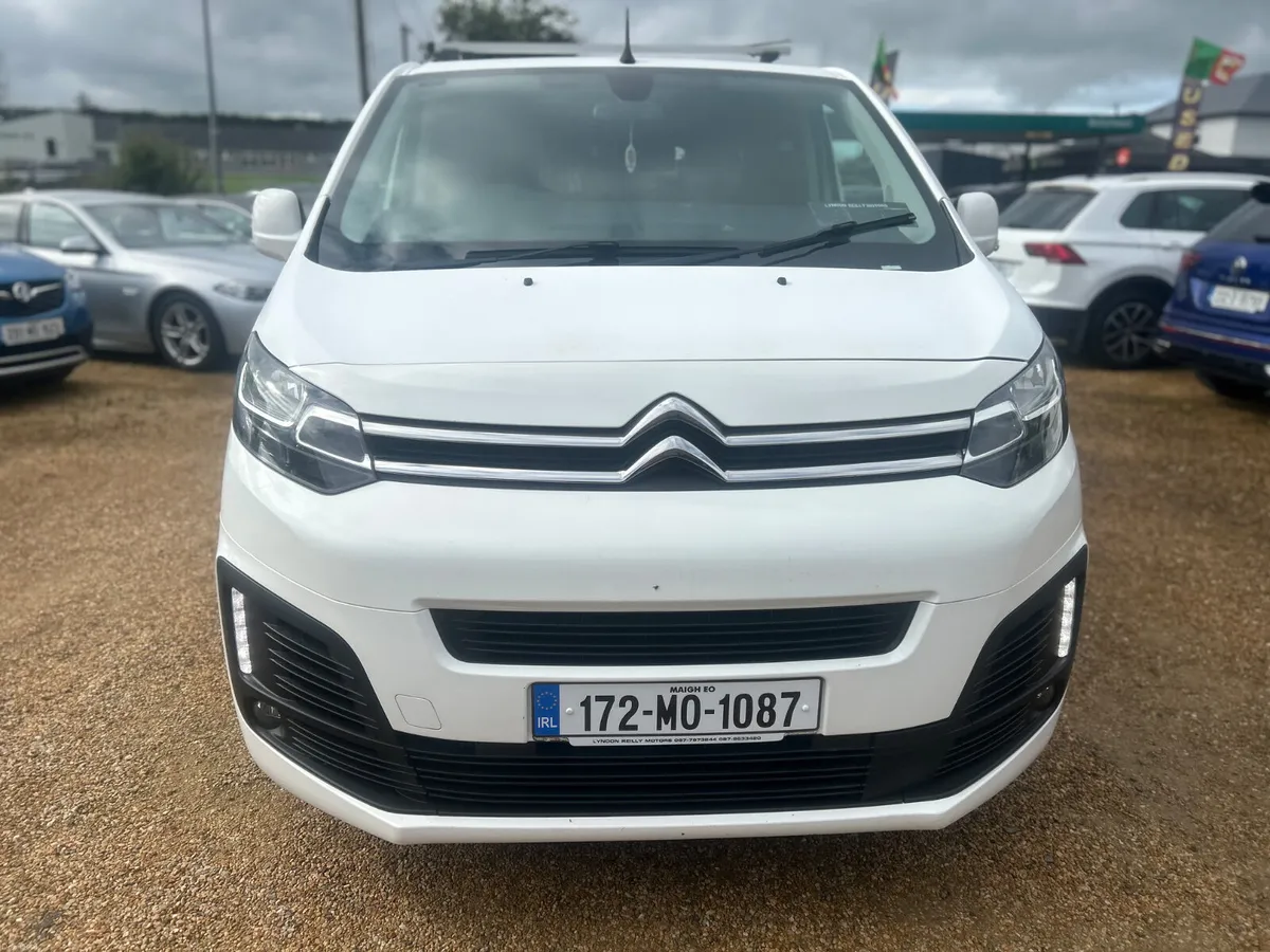 Citroen C4 Spacetourer **9 Seater** - Image 2