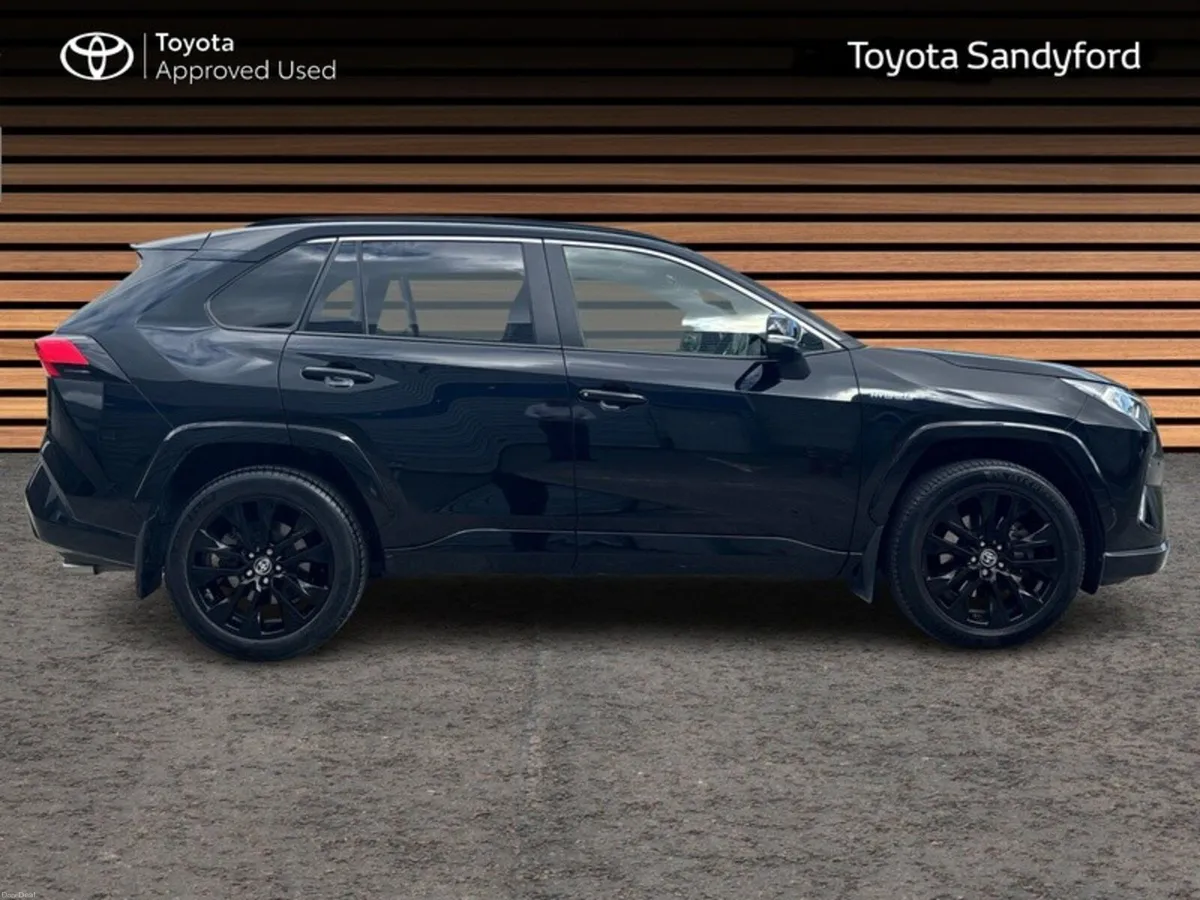 Toyota RAV4 SPORT BLACK EDITION HYBRID AUTOMATIC / - Image 3