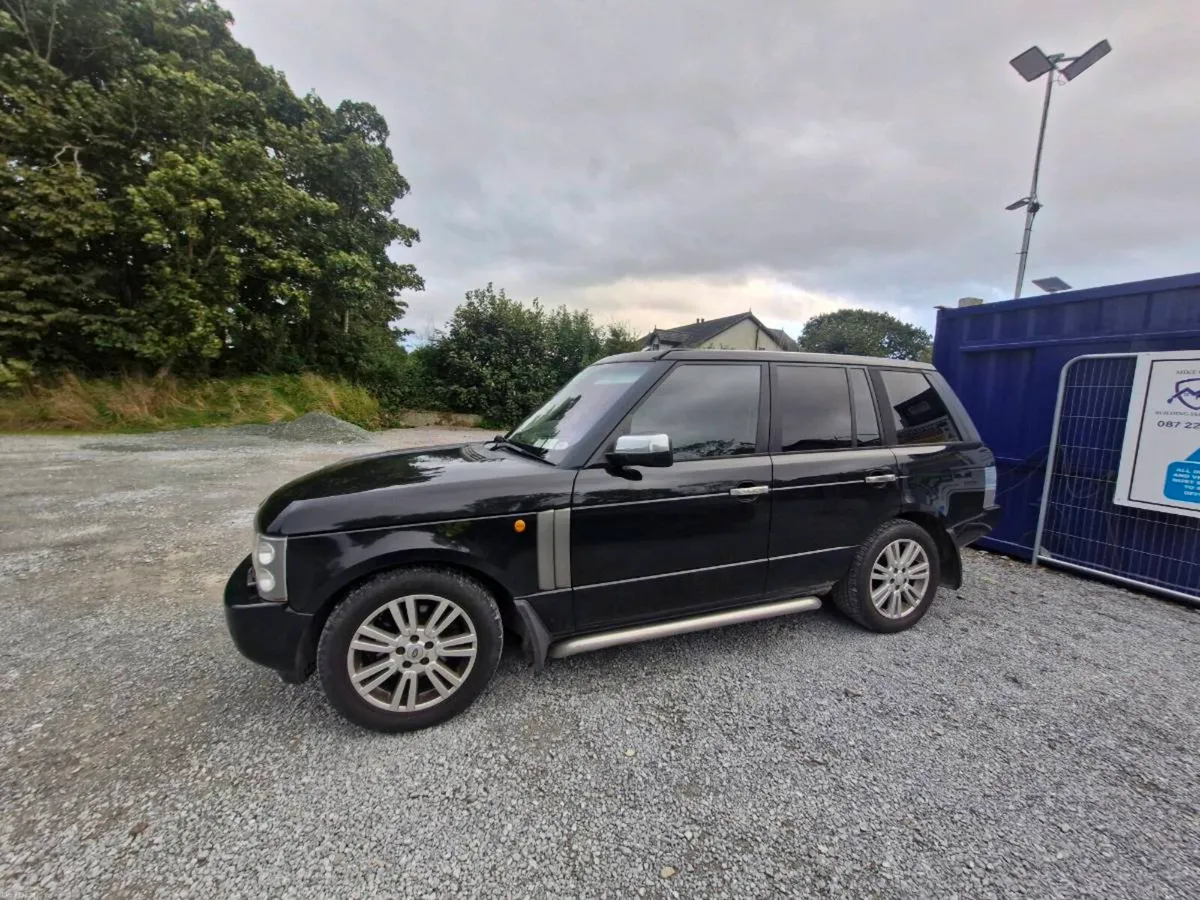 Range Rover - Image 1