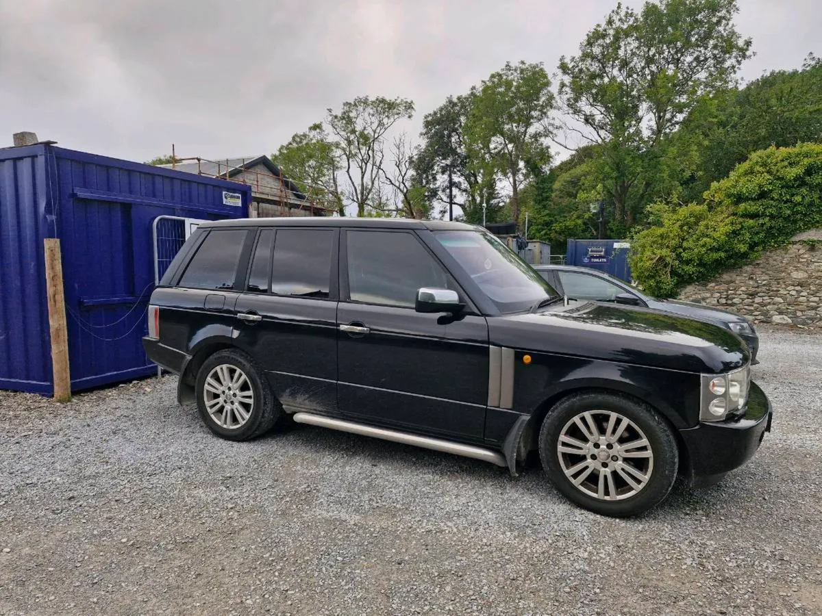 Range Rover - Image 2