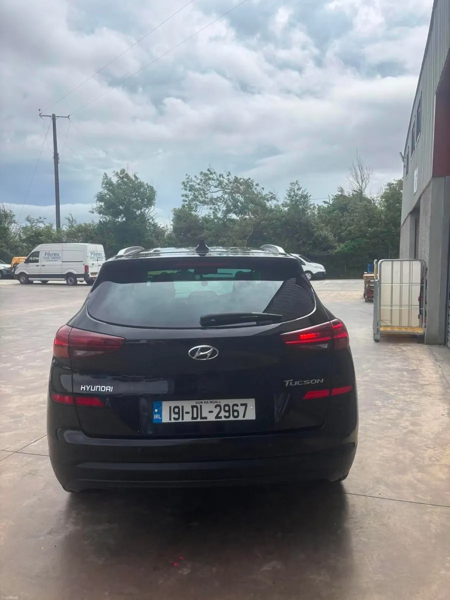 Hyundai Tucson 1.6 GDi SE Nav * LOW MILAGE * - Image 4