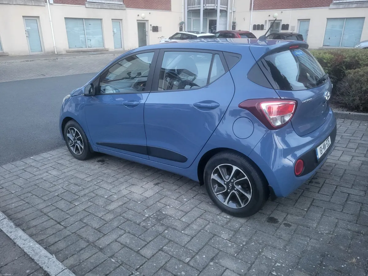 Car - Image 5