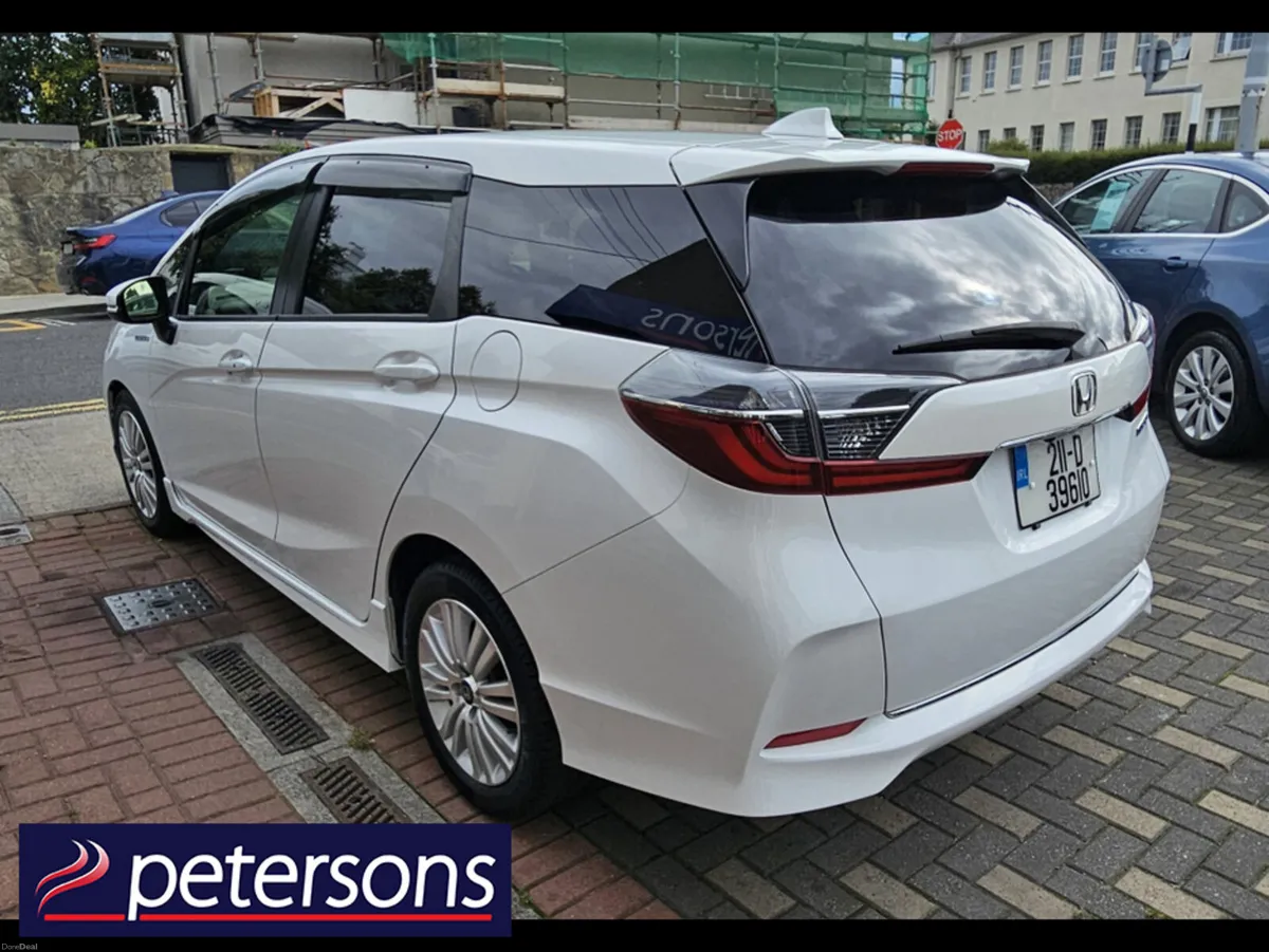 Honda Shuttle 1.5 PETROL HYBRID AUTOMATIC - Image 6
